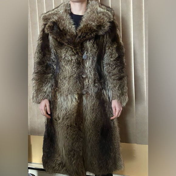 Real fur coat - Frank’s fur Montreal, QC - Picture 4 of 9